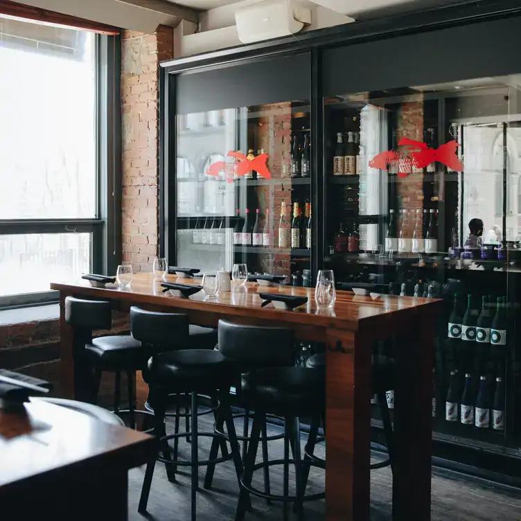 Intérieur du restaurant Kyo Bar Japonais à Montréal