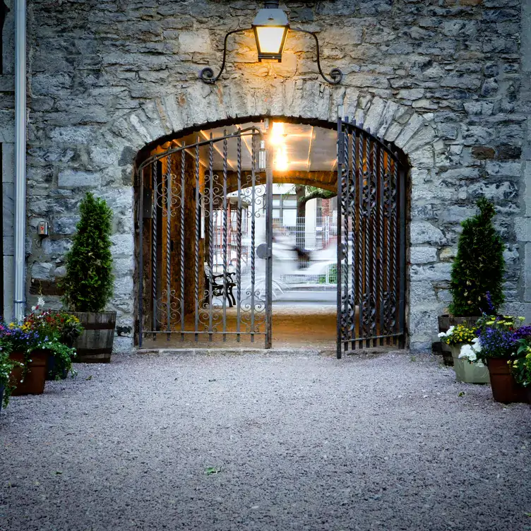 L'entrée de Gibby’s à Montréal.