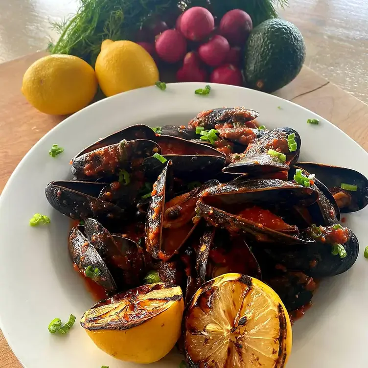 Harbour House’s beautifully presented mussels at one of the Greater Toronto Area’s best seafood restaurants.