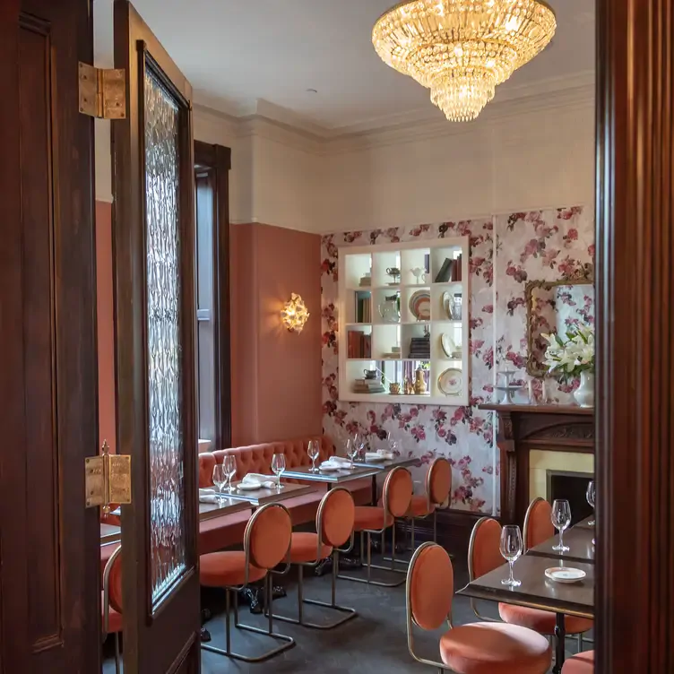 The French-style dining room at Maison Selby, one of the best French restaurants Toronto 2022.